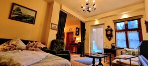 1 bedroom, WiFi, bed sheets - Holiday Apartment Romantika II, 72 sqm, 1 Bedroom, Max. 4 Persons (Potsdam)