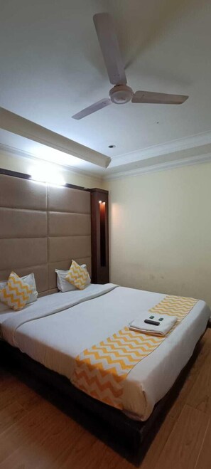 Interior - Roomshala Hotel J JOy (New Delhi)