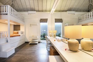 In-room safe, iron/ironing board, bed sheets