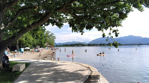 Modern yet cozy vacation apartment with south-facing terrace