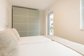 1 bedroom, iron/ironing board, Internet, bed sheets