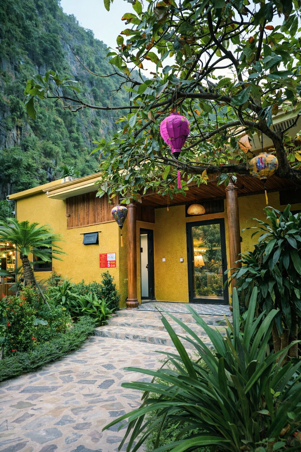 Bagian depan properti