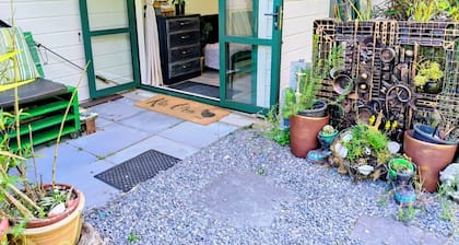 Escape to Tranquility in Rotorua's Heart