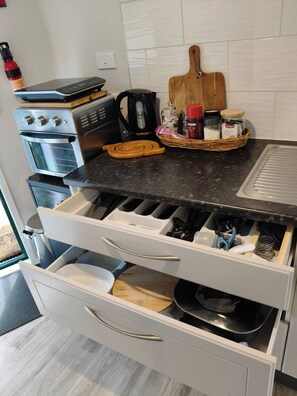 House, 1 Bedroom, Smoking, Patio | Interior - Escape to Tranquility in Rotorua's Heart (Rotorua)