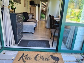 House, 1 Bedroom, Smoking, Patio | Living room