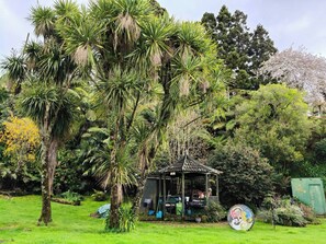 House, 1 Bedroom, Smoking, Patio | Garden - Escape to Tranquility in Rotorua's Heart (Rotorua)