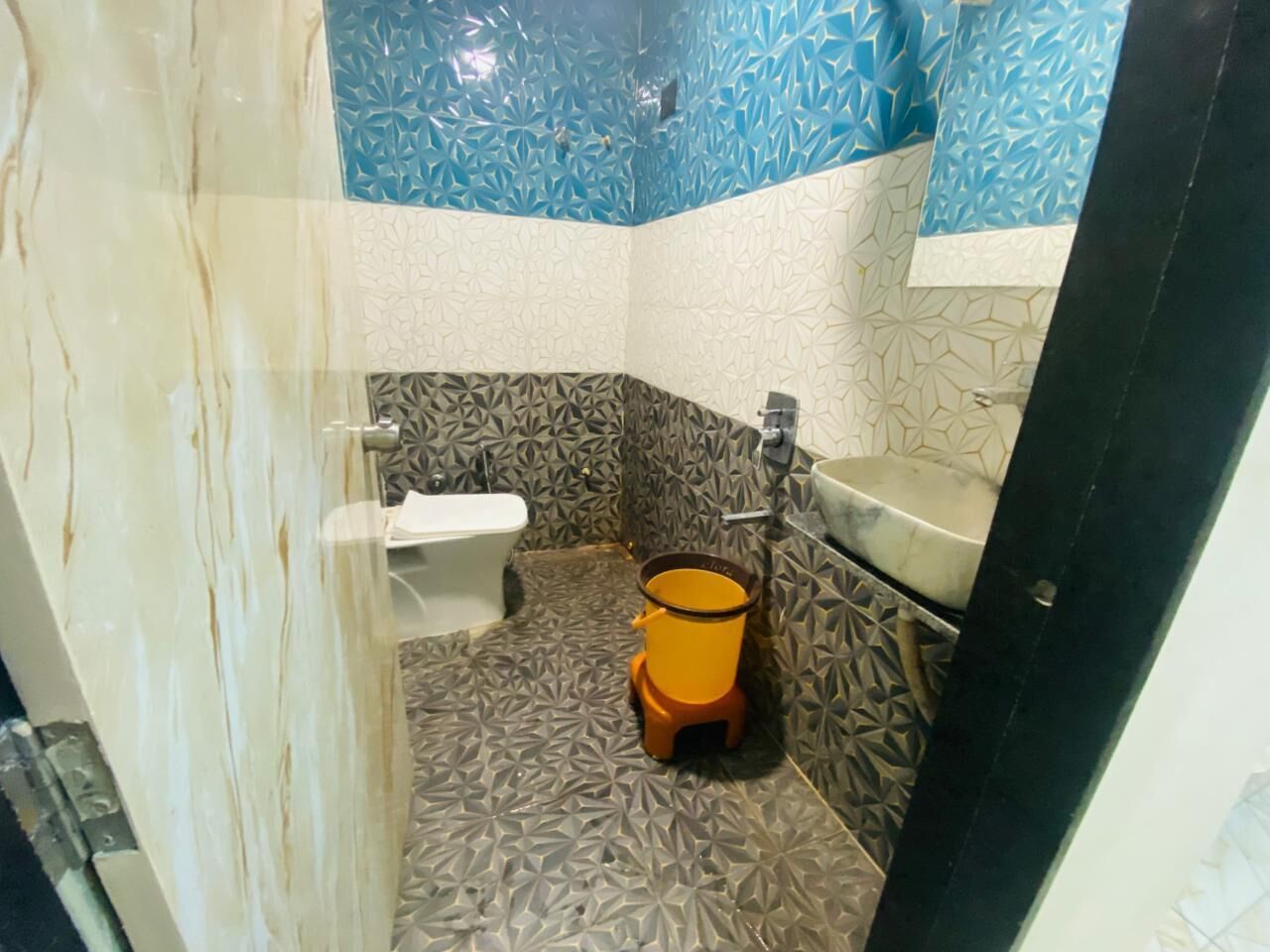 ห้องดีลักซ์ดับเบิล, วิวเมือง | ห้องน้ำ | ของใช้ในห้องน้ำระดับพรีเมียม, ผ้าเช็ดตัว, สบู่, ยาสระผม