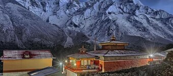 Trekkers Holiday Inn