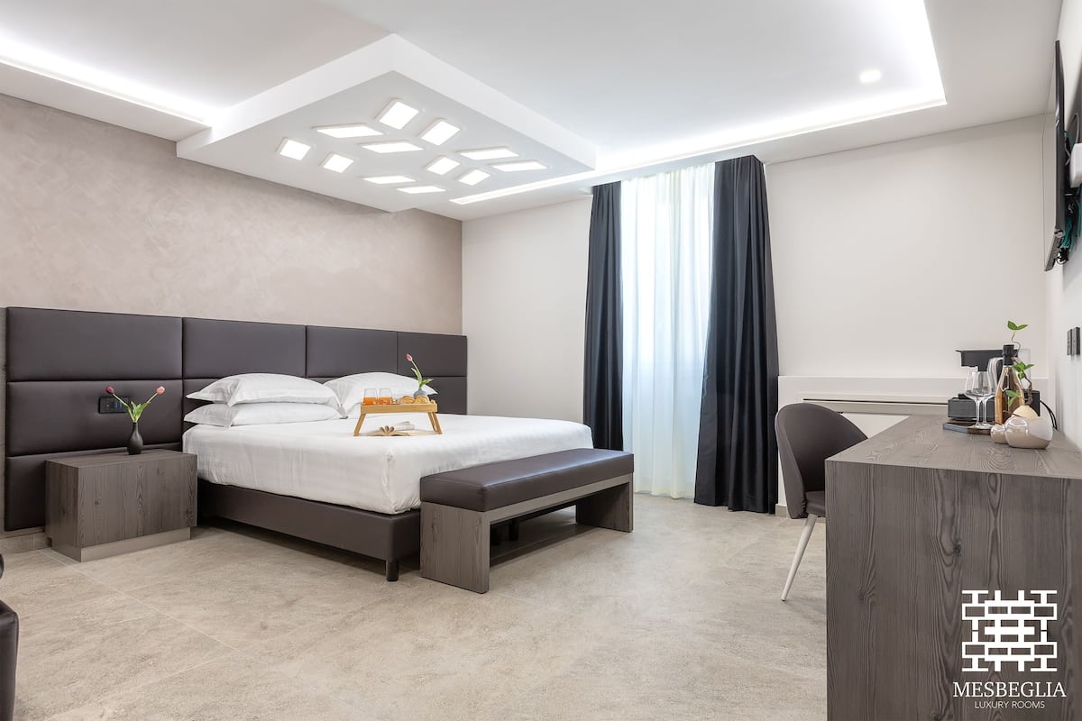 Deluxe dubbelrum | Värdeförvaringsskåp på rummet, mörkläggningsgardiner och ljudisolering