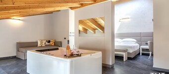 MESBEGLIA LUXURY ROOMS