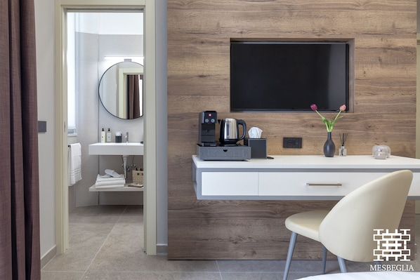 Kamar Double, patio | Brankas, tirai kedap cahaya, kedap suara, dan setrika/meja setrika