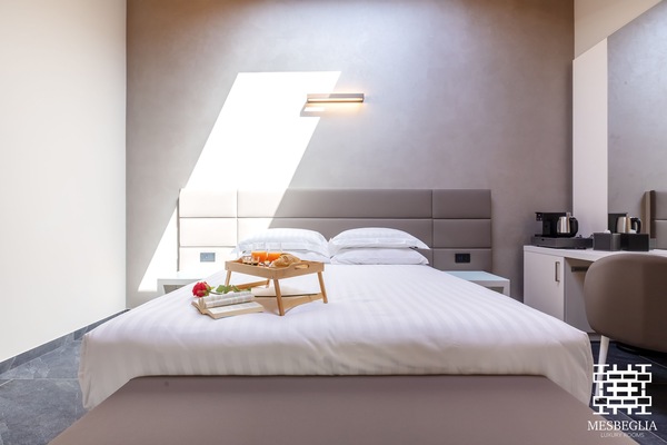 Suite, jet tub | Seprai premium, selimut bulu angsa, minibar, dan brankas
