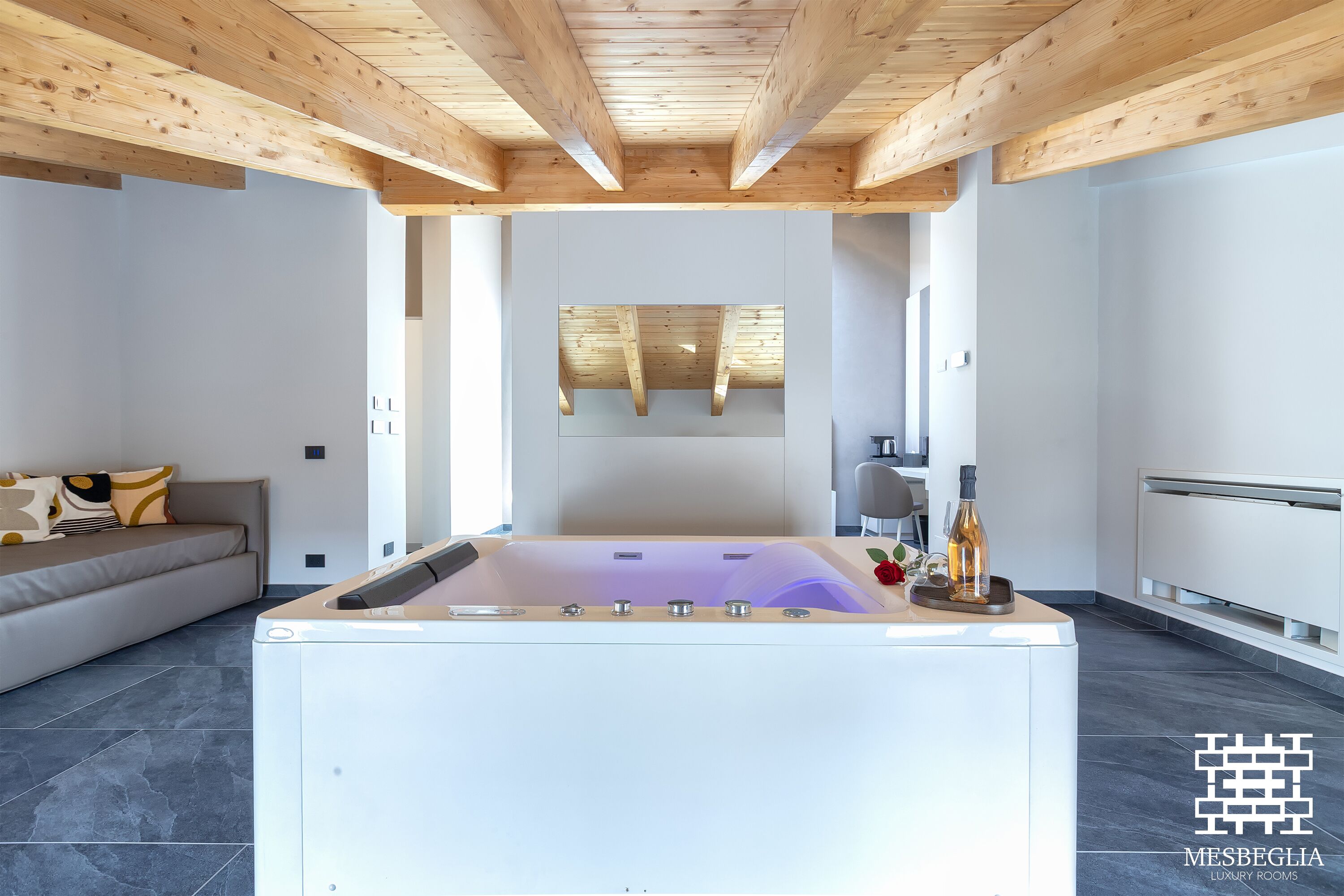 Suite, Jetted Tub | In-room safe, blackout drapes, soundproofing, iron/ironing board