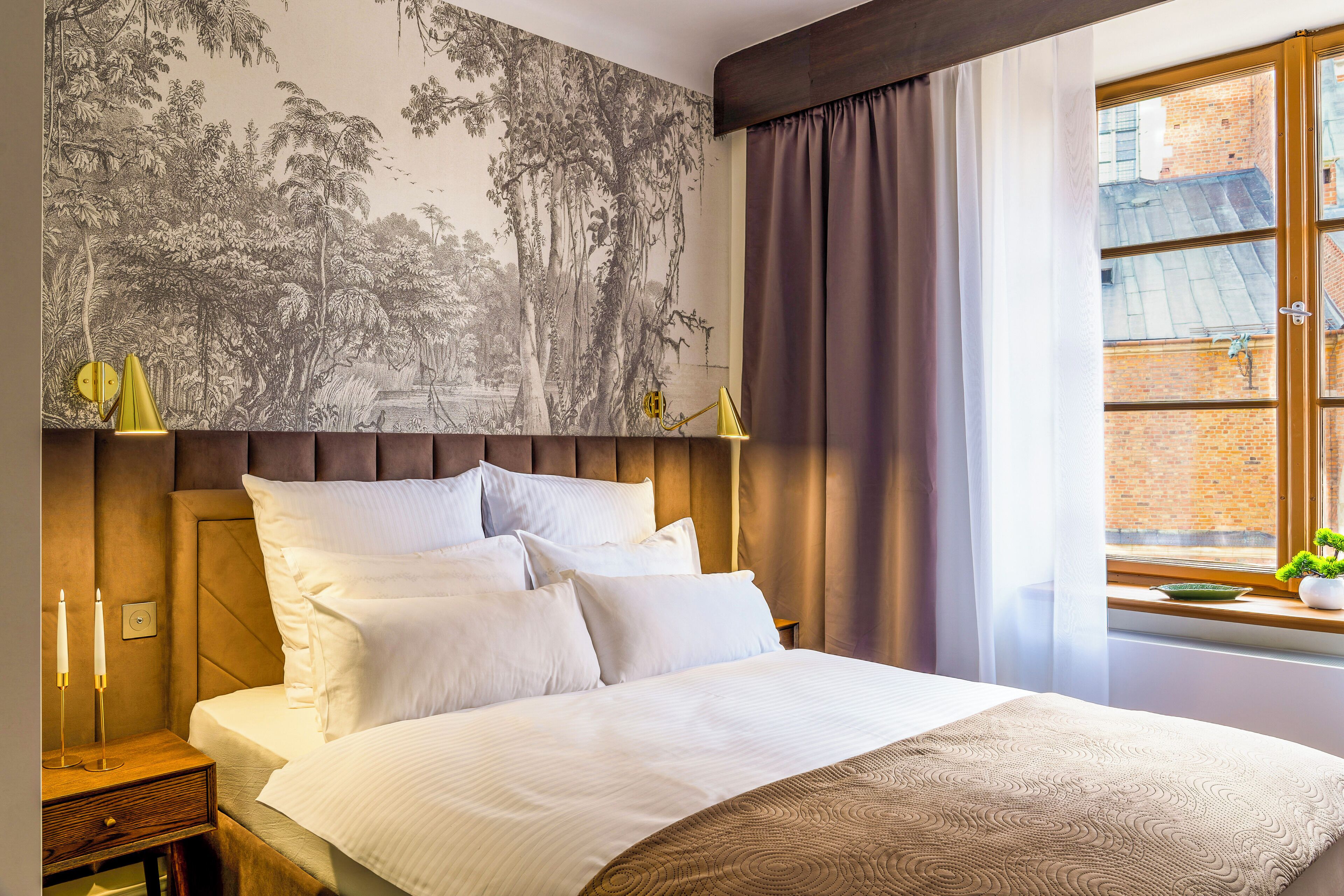 高級套房, 城市景觀 | 遮光布/窗簾、熨斗/熨衣板、免費無線上網