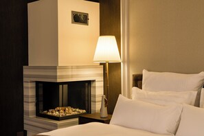 Superior Suite, City View | Blackout drapes, iron/ironing board, free WiFi - Main Square Prestige Suites -Staymoovers (Kraków)