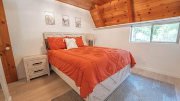 2 bedrooms, internet, bed sheets