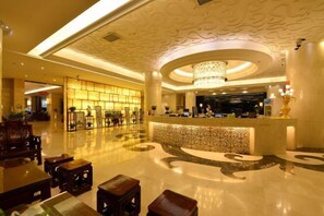 Lobby - Sunnydate International Hotel (Mudanjiang Railway Station Branch) (Mudanjiang)