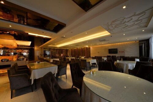 Sunnydate International Hotel (Mudanjiang Railway Station Branch)