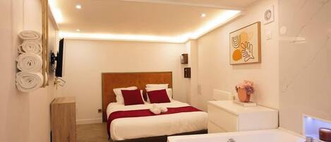 2 chambres, fer et planche Ă repasser, Wi-Fi, literie fournie