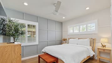 4 bedrooms, WiFi, bed sheets