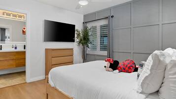 4 bedrooms, WiFi, bed sheets