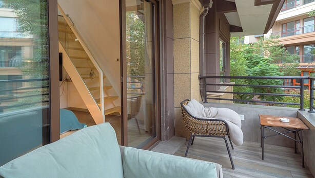 Unclassified image, 1 of 10, button - Heinemann Hotel loft suite with two king beds A306— with a jacuzzi and a local (Leshan)