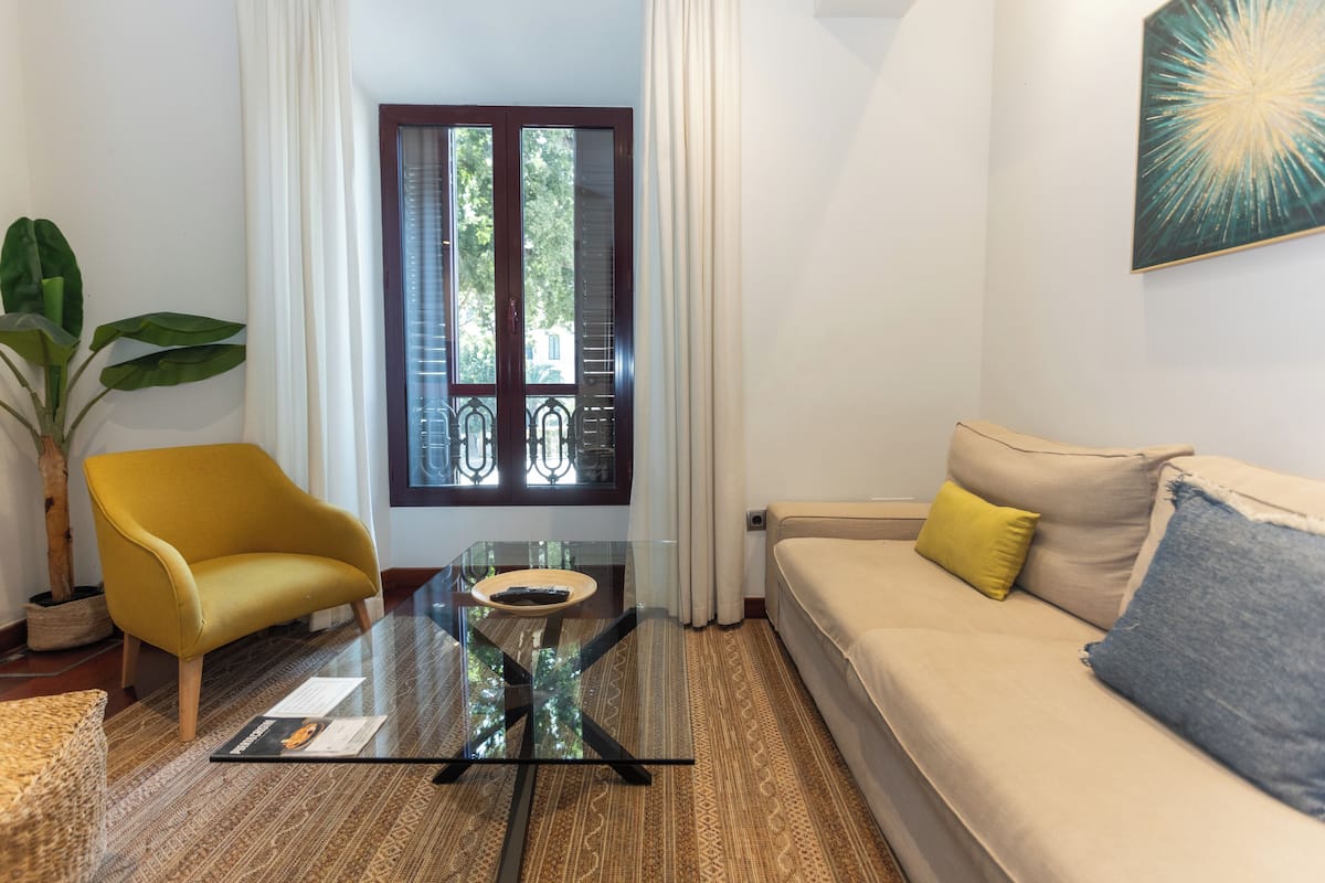 Standard-Apartment, 2 Schlafzimmer | Wohnbereich