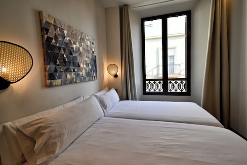 La Casa de la Alameda