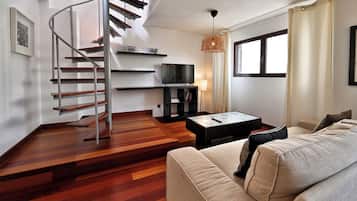 Klassieke penthouse, uitzicht op stad | Woonruimte