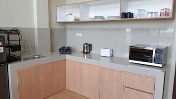 Deluxe-huvila, parveke, merinäköala | Yksityinen keittiö