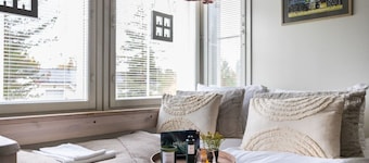 Villa Christmas Star By BookLalpand