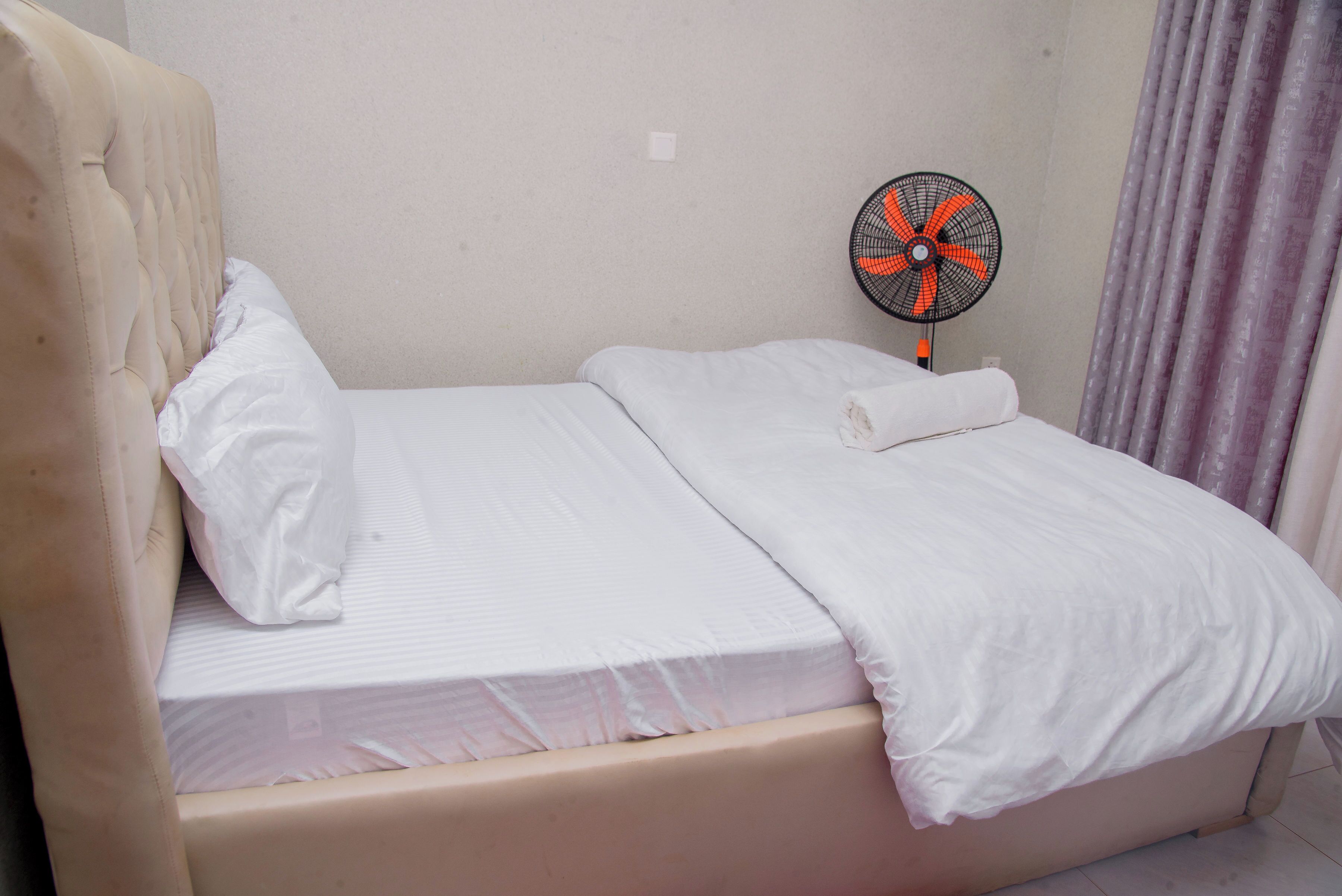 In-room safe, desk, soundproofing, iron/ironing board