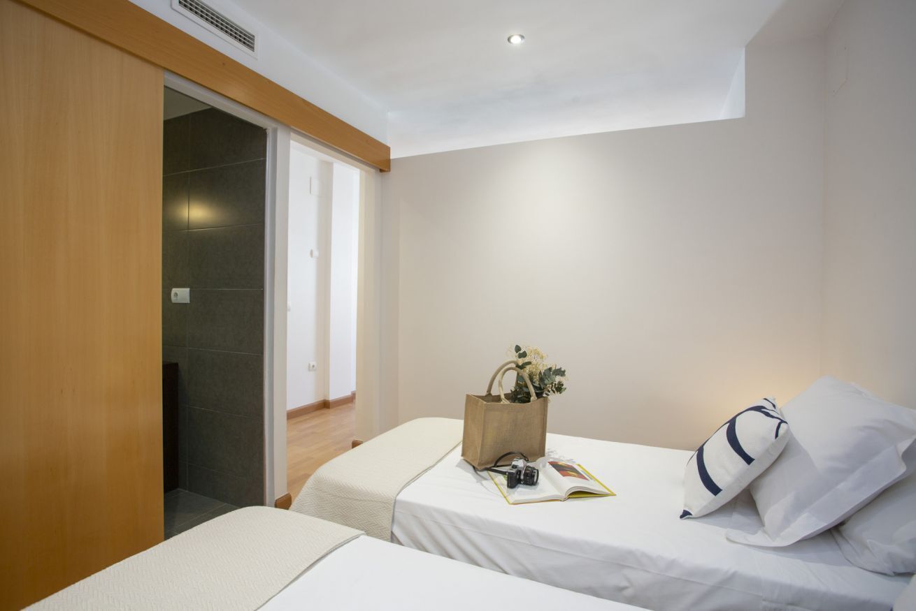 2 bedrooms