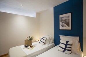 2 bedrooms
