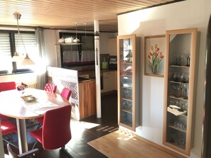 تناول الطعام