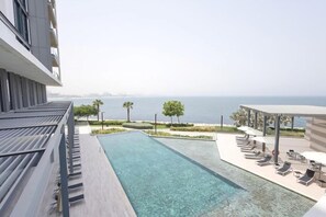 Outdoor pool - Bluewaters Residences -Bluewaters Island (Dubai)