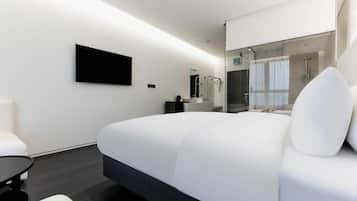 Deluxe Double Room, City View | Desk, laptop workspace, free WiFi