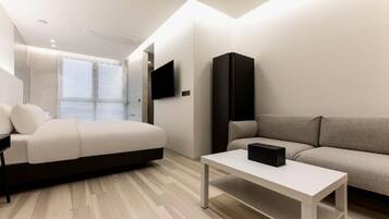 Deluxe Double Room, City View