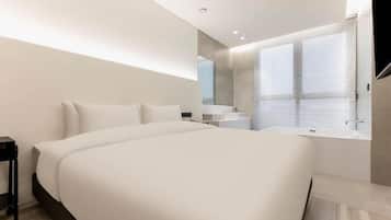 Kamar Double Deluks, pemandangan kota | Meja kerja, ruang kerja ramah laptop, dan Wi-Fi gratis
