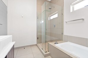 Apartment (2 Bedrooms) | Interior - Insignia 312 (Johannesburg)