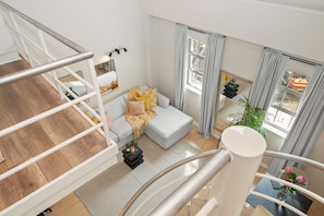 Interior - 104 Hideaway Loft Studio (Cape Town)