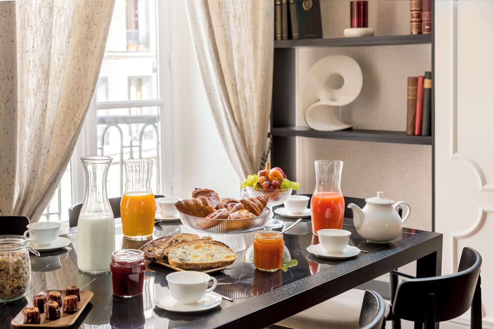 Daily local cuisine breakfast for a fee