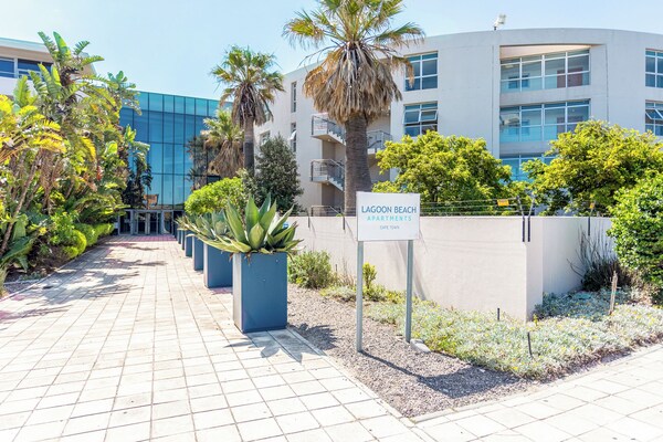Lagoon Beach 124a By Ctha - Cape Town