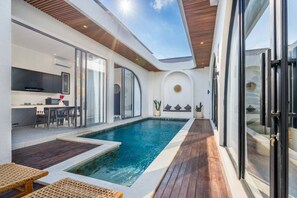 Pool - Luxe Private Pool Villa Santisya 4, 4min-beach by Orivista (Mengwi)