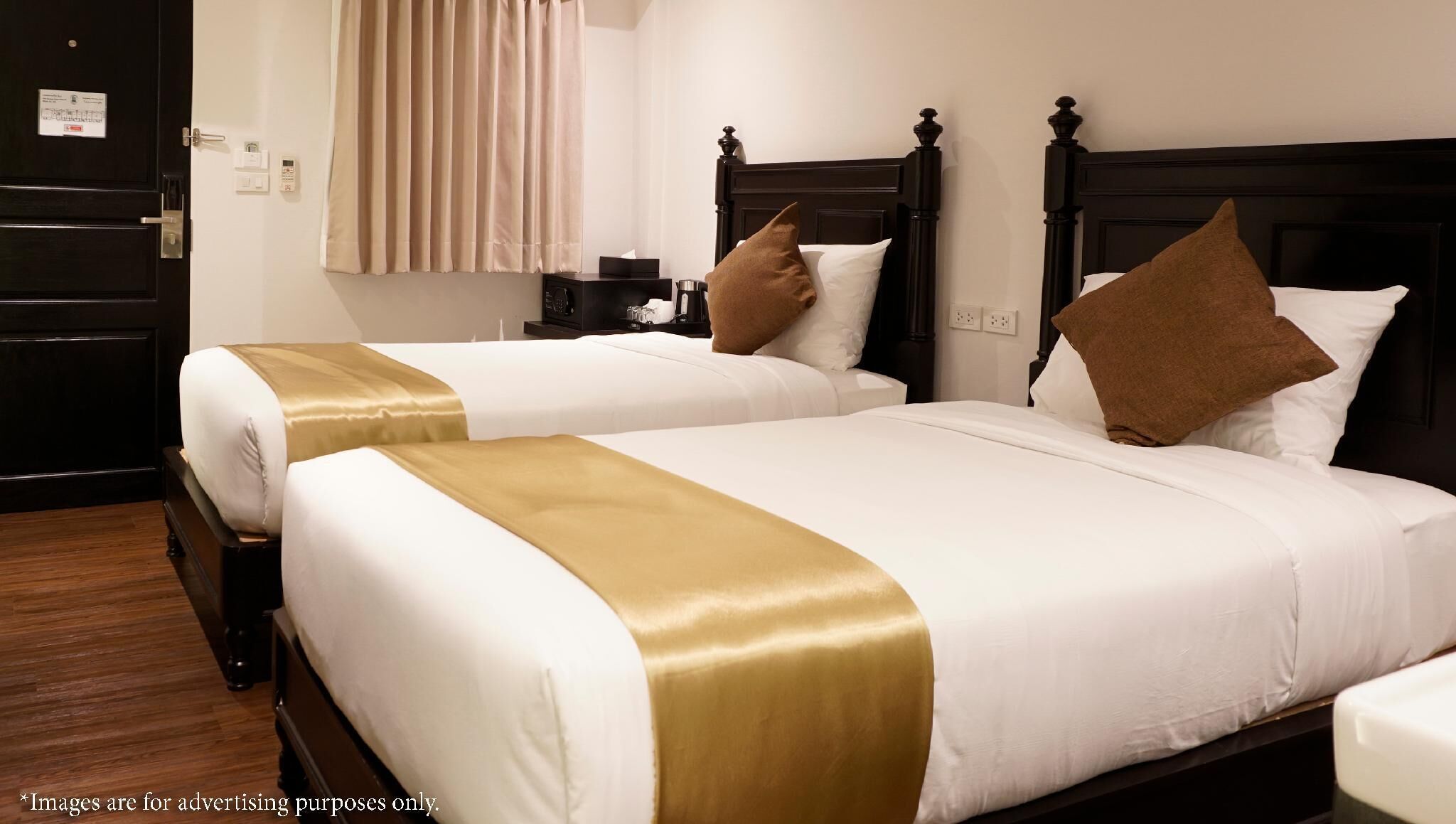 Deluxe Twin Room | Free WiFi, bed sheets