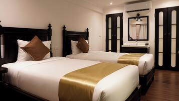 Deluxe Twin Room | Desk, free WiFi, bed sheets