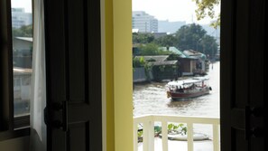 Suite, Canal View | Balcony view - Bangluang Boutique Hotel (Bangkok)