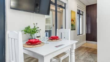 Apartment (0 Bedroom) | Interior