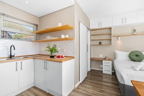 Apartment (0 Bedroom) | Interior
