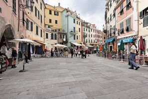 Miscellaneous - Guest House 'Ca Du Grifun' with Wi-Fi and Air Conditioning (Vernazza)